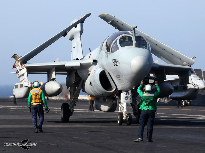 Illustration for article titled The EA-6B Prowler's Last Cruise Is Showcased In These Exclusive Photos